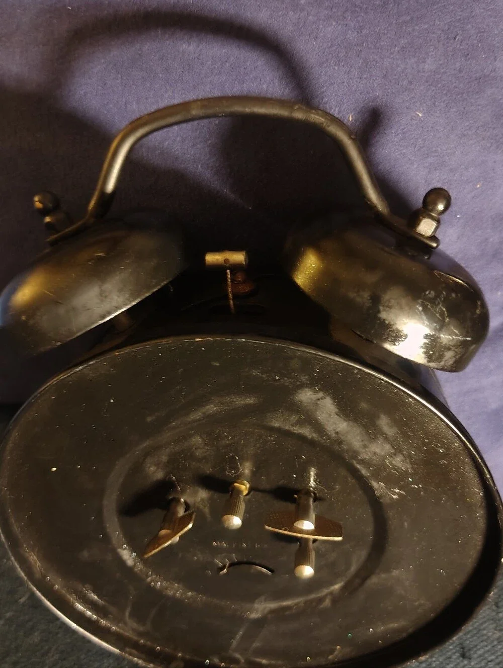 Old School Cool Twin Bell Analog Alarm Clock by Advance Great Working Condition